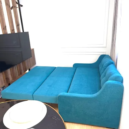 アパート Blloku Living