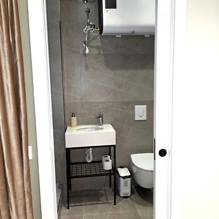 アパート Blloku Living *