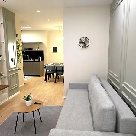 Blloku Living Apartmán